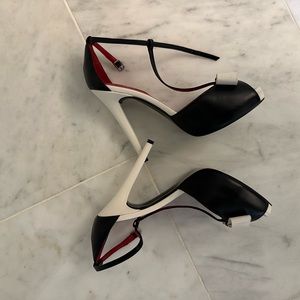 Charles Jourdan T strap pumps